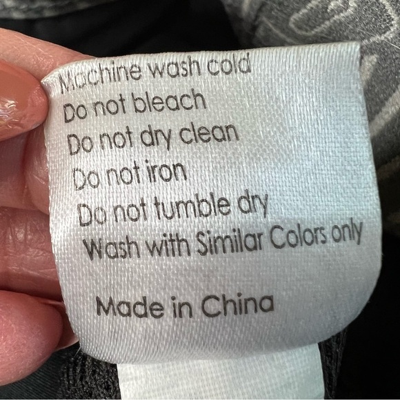 MIZUNO Alpha Quest Trainer Pants Joggers Black Women's Size S - Picture 16 of 16